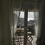 Apartment Cosy Vue A 50 M De La - Refait A Neuf Et Climatise *