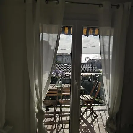 דירה Cosy Vue A 50 M De La - Refait A Neuf Et Climatise *
